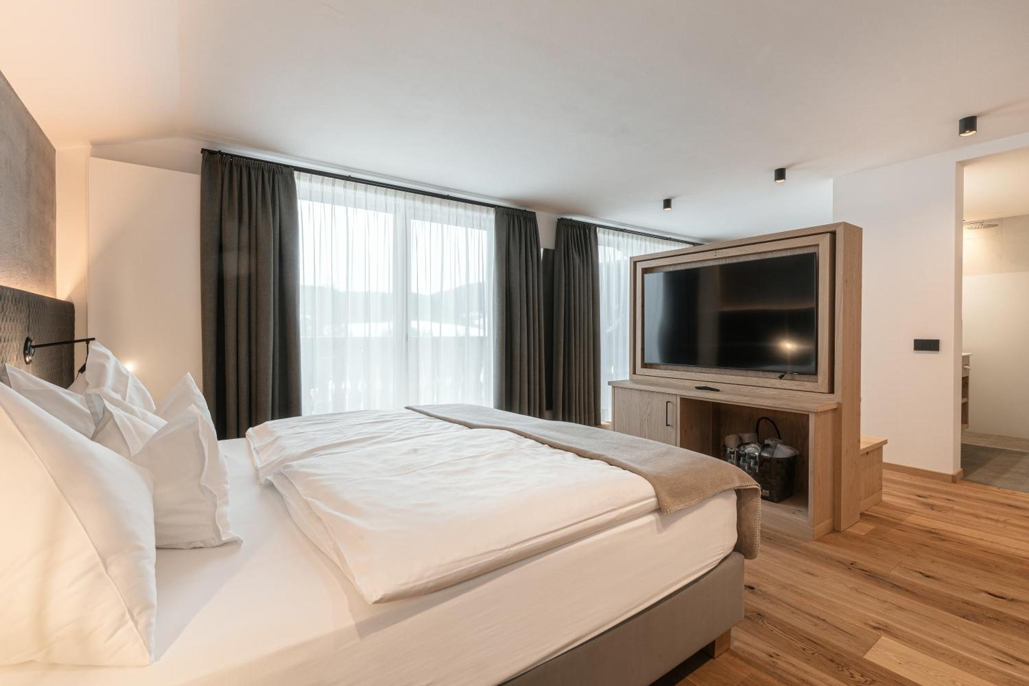 Hotel Niblea Dolomites Ortisei Eksteriør billede