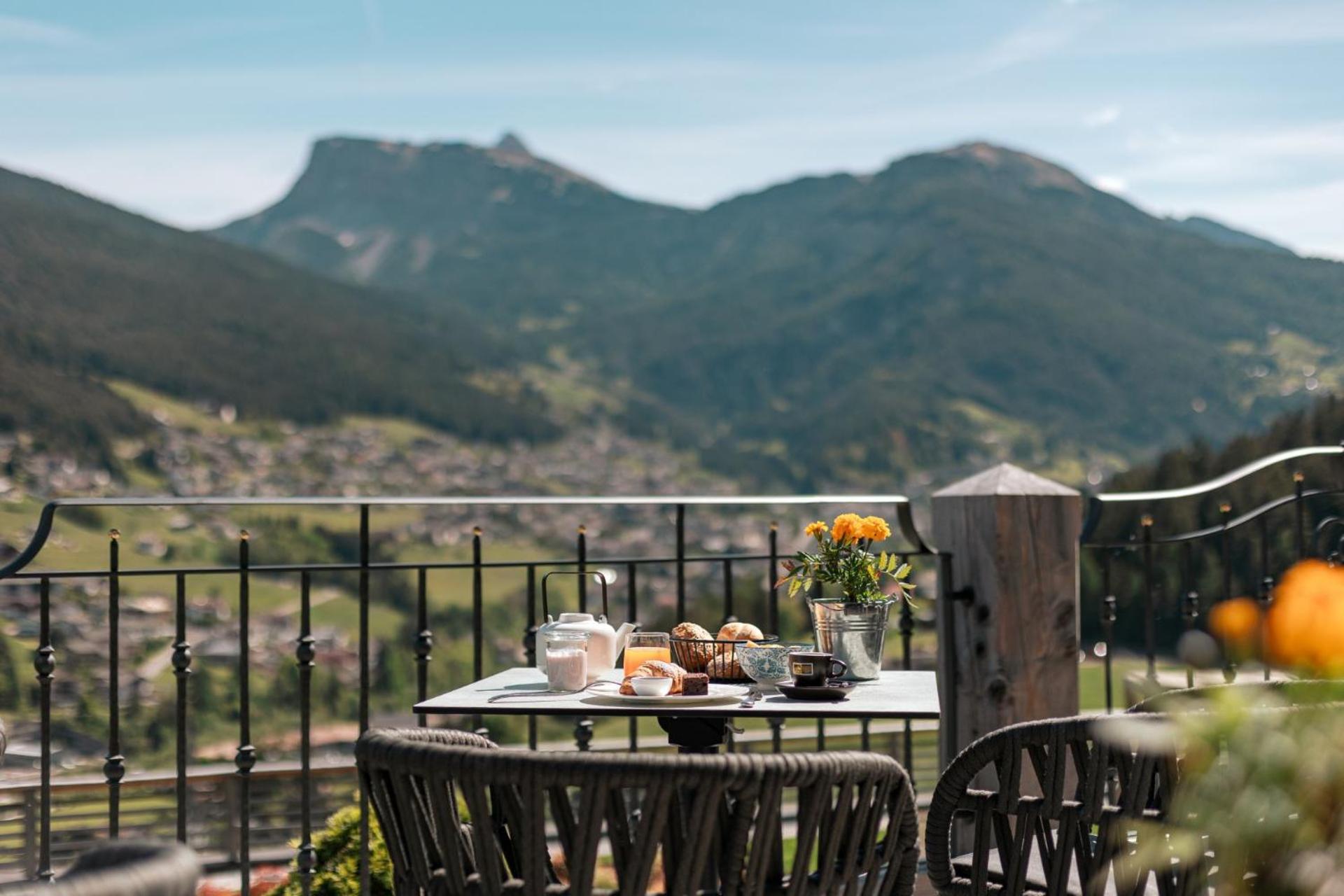 Hotel Niblea Dolomites Ortisei Eksteriør billede